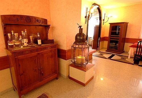 Hotel San Gerolamo Vercurago Εξωτερικό φωτογραφία