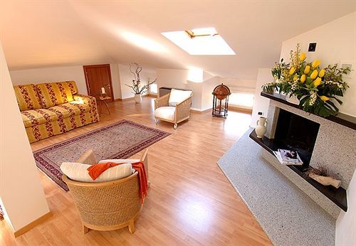 Hotel San Gerolamo Vercurago Εξωτερικό φωτογραφία